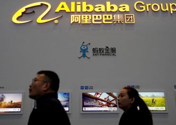 Alibaba, Salesforce Among Morning Market Cap Stock Movers on Monday