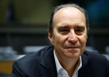 Iliad founder Niel buys Ukraine’s third-largest mobile provider