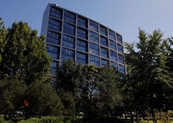 At China’s Zhongzhi, risky practices preceded shadow bank’s collapse