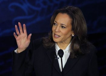 Apple back taxes hand Ireland infrastructure opportunities, PM Harris says