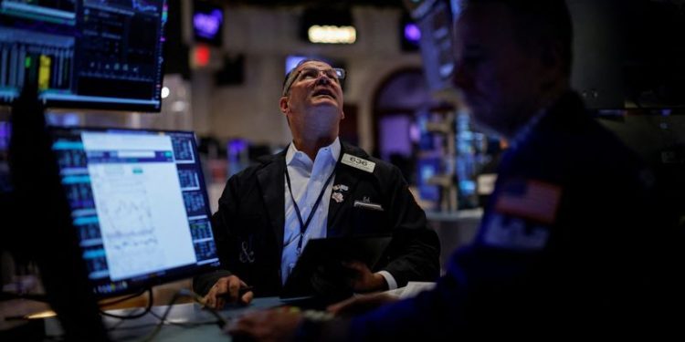 Wall Street advances as traders’ bets rise for bigger Fed rate cut