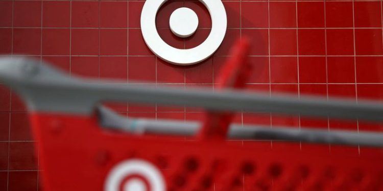 Target to hire 100,000 seasonal workers for holiday season