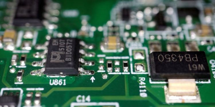 US and Japan near deal to curb chip technology exports to China, FT reports