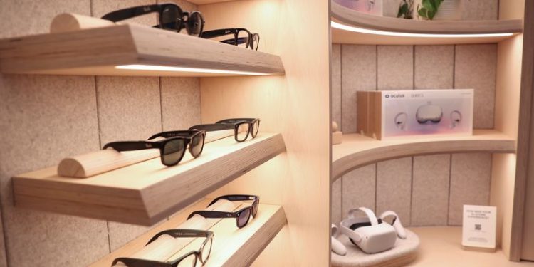 EssilorLuxottica expands smart glasses partnership with Meta