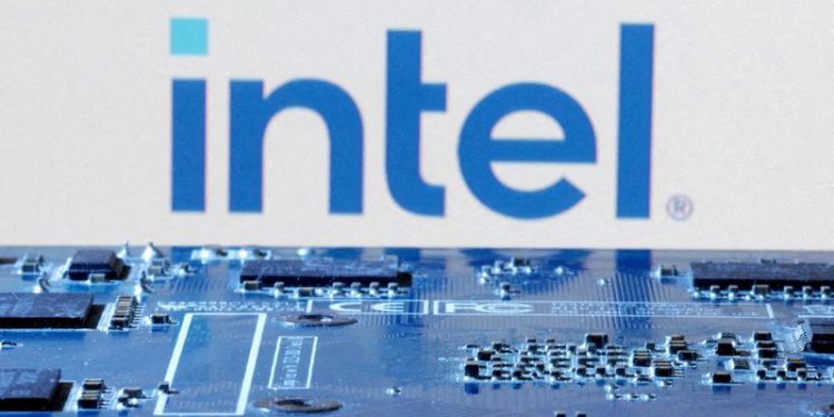 Germany’s Scholz: Intel committed to German site despite delay