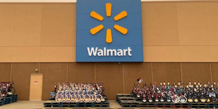 Walmart’s Sam’s Club to raise hourly pay for 100,000 workers from November