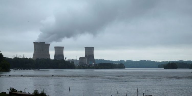 Microsoft may pay Constellation premium in Three Mile Island power agreement, Jefferies says