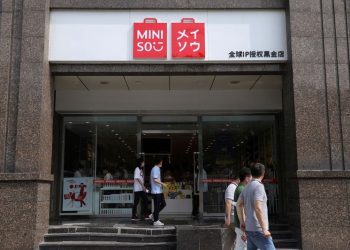 Shares of Miniso slump on plans to buy stake in Yonghui Superstores