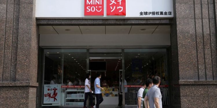 Shares of Miniso slump on plans to buy stake in Yonghui Superstores