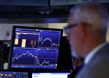 Futures muted as markets await rate cut clues; China stimulus boosts miners