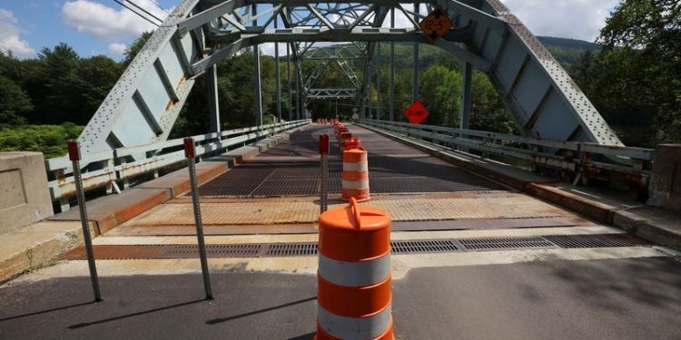 US highway program’s use of race, gender in contracting is unlawful, judge says