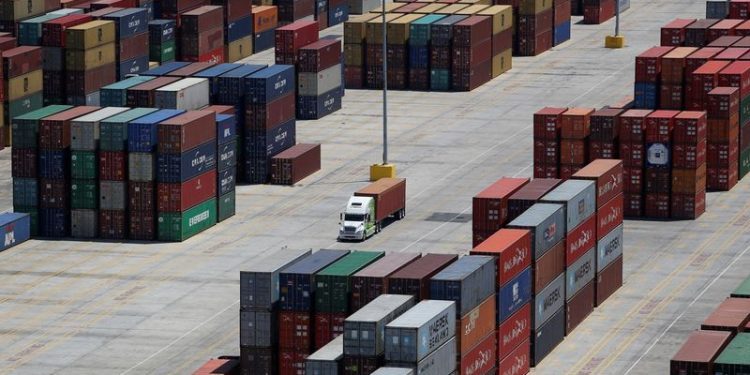 White House monitoring US port talks, considering supply chain impacts