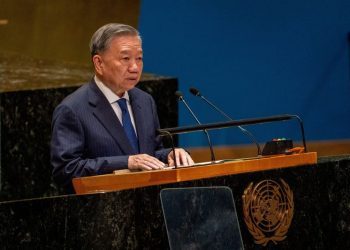 Vietnam’s leader Lam meets US corporations, pledges to boost tech economy