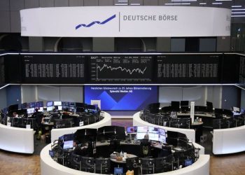 European shares flat as China-fuelled rally loses steam