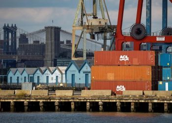 Shippers scramble for workarounds ahead of threatened US port strike