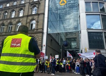 Germany on the defensive as UniCredit gains some support for Commerzbank talks