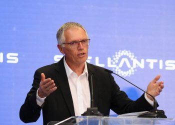 Analysis-Stellantis CEO follows Chinese route to avoid EV tariff ‘trap’