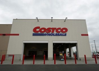 Costco Wholesale misses quarterly revenue estimates on still-muted spending