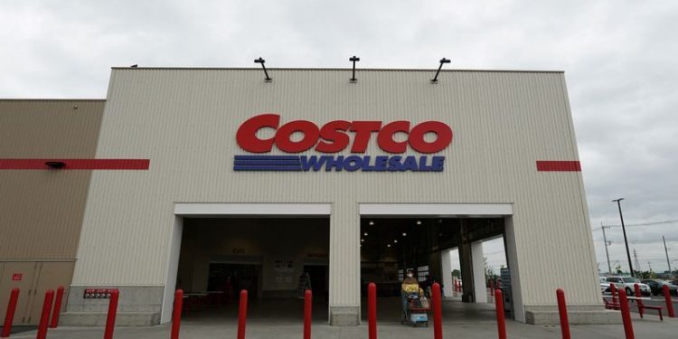 Costco Wholesale misses quarterly revenue estimates on still-muted spending