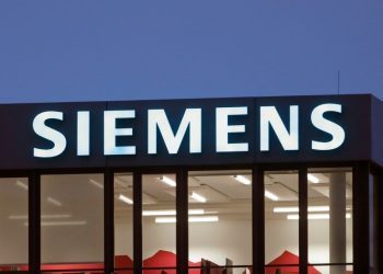 Siemens CFO expects full-year sales growth below forecasts