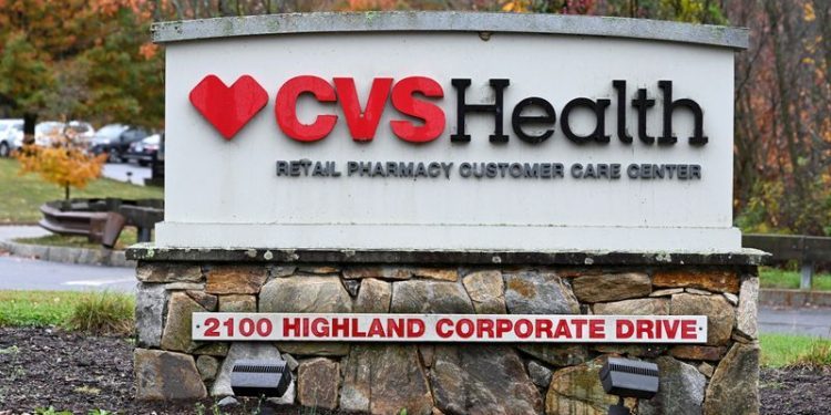 Glenview to meet top CVS execs, propose operational improvements, WSJ reports