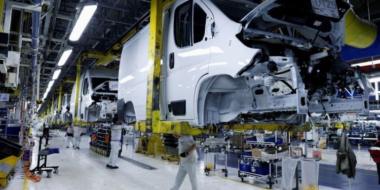 European carmakers warn on profits as sector grapples with weak demand, rising costs