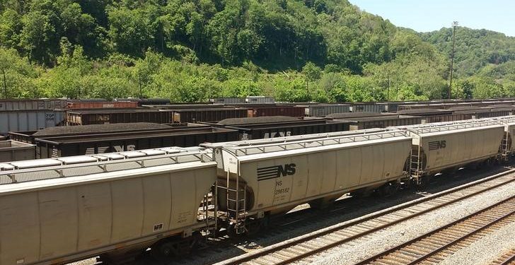 Norfolk Southern CEO Shaw replaced by CFO over alleged affair with legal head