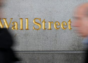 Pro Research: Wall Street eyes Walmart’s strategic moves