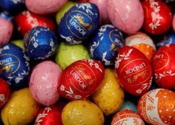 Lindt & Spruengli shares up as Barclays upgrades to “overweight”