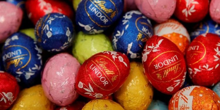 Lindt & Spruengli shares up as Barclays upgrades to “overweight”