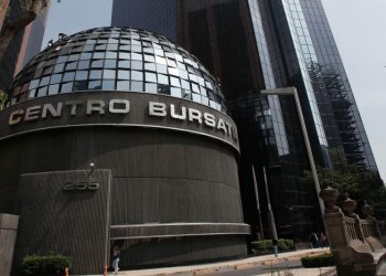 Mexico stocks lower at close of trade; S&P/BMV IPC down 1.52%