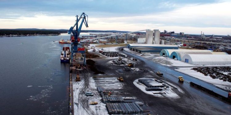 Sweden stocks higher at close of trade; OMX Stockholm 30 up 0.83%