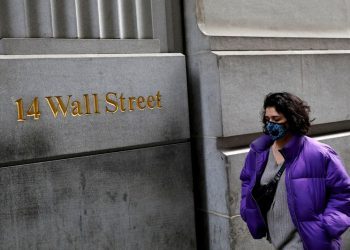 U.S. stocks mixed at close of trade; Dow Jones Industrial Average up 0.33%