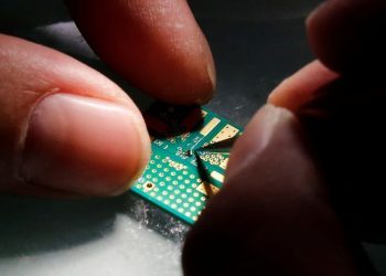 BE Semiconductor stock falls as HSBC sees downside risk