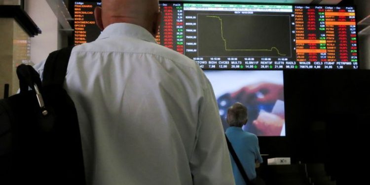 Brazil stocks higher at close of trade; Bovespa up 0.14%