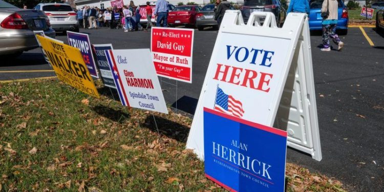 North Carolina breaks turnout record on first day of early voting