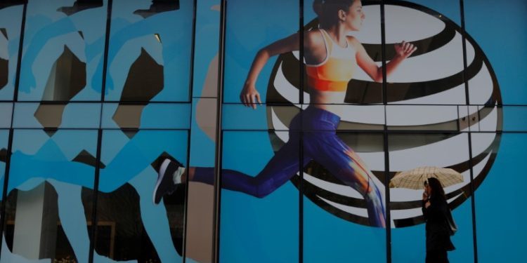 Earnings call: AT&T reports solid Q3 2024 results, plans fiber expansion