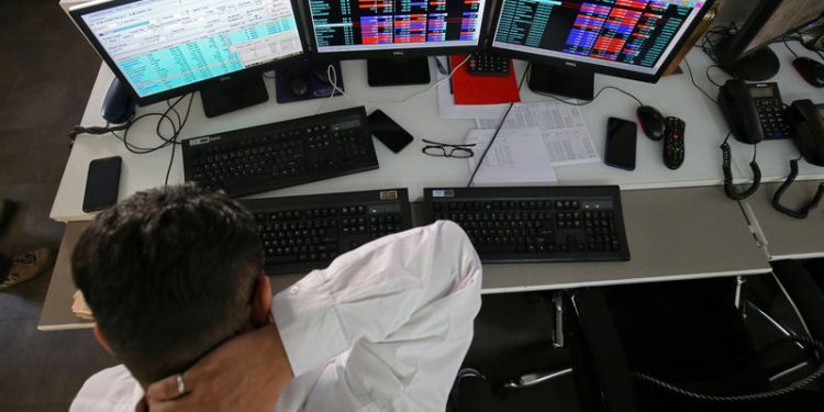 India stocks lower at close of trade; Nifty 50 down 2.12%