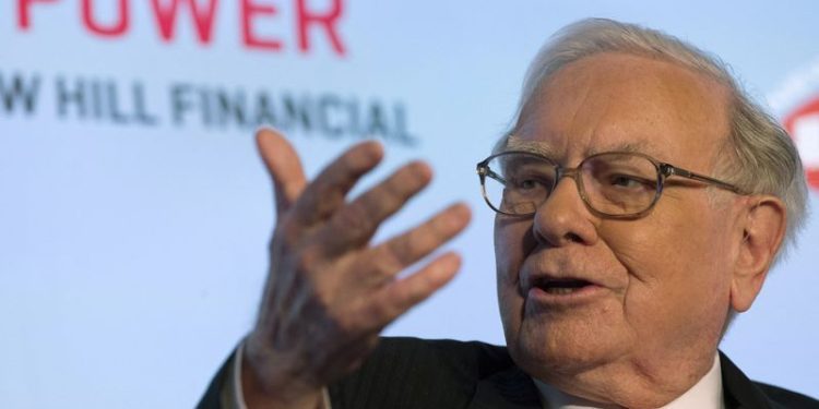 Berkshire Hathaway buys full control of its energy unit