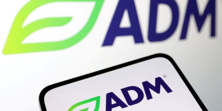 ADM to idle Iowa soy facility during record US harvest