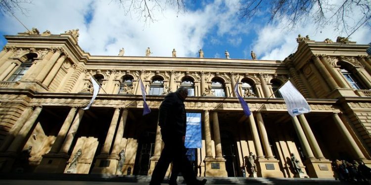 European stocks eke out small gains, Orsted shines