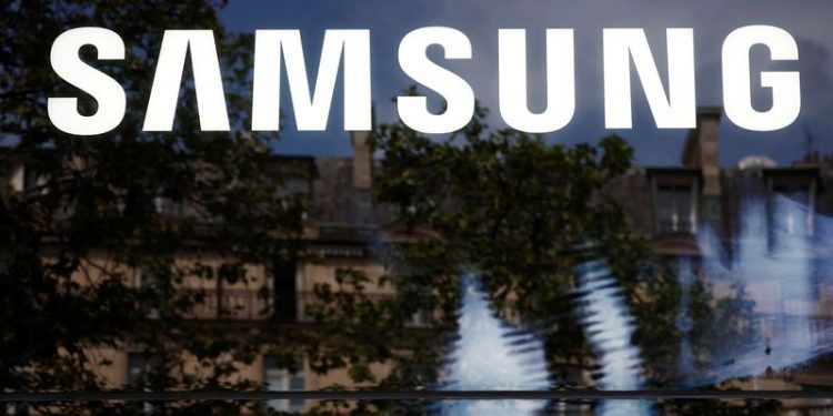 Exclusive-Samsung Electronics says it is not interested in spinning off foundry business