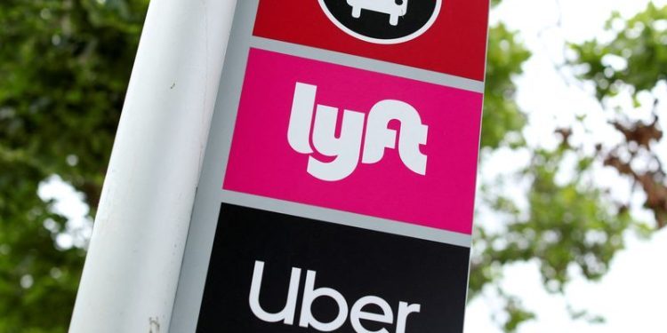 US Supreme Court rebuffs Uber, Lyft bid to avoid California driver suits