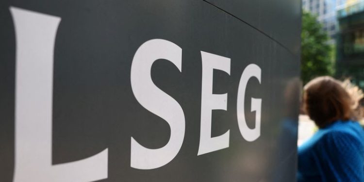 FTSE 100 slips to one-month low as miners fall after China boost fades