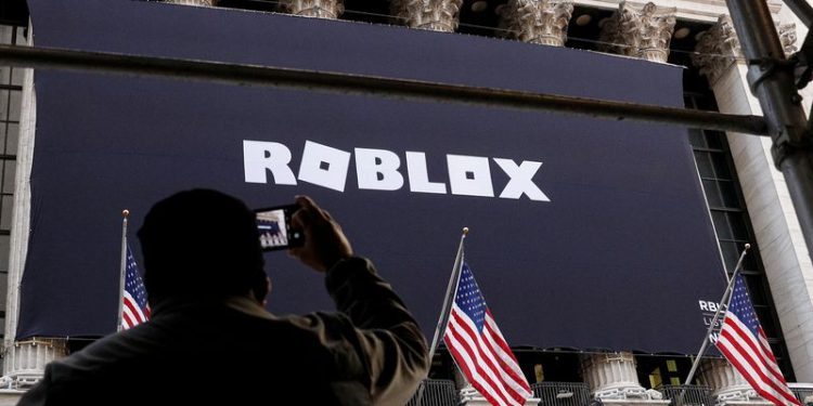 Hindenburg Research takes short position in Roblox