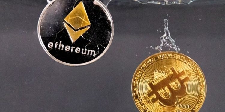 US charges 3 companies, 15 people with cryptocurrency fraud