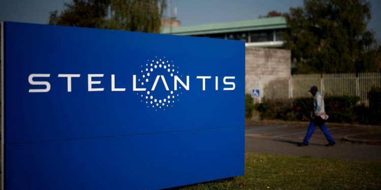 Stellantis CEO Carlos Tavares to retire in 2026, company says