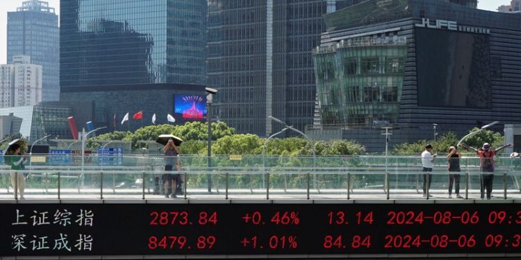 Chinese equities see record weekly inflows, Japan has biggest outflow in 20 years – Barclays