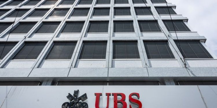 Campaigners want UBS barred from US pension market, Sueddeutsche Zeitung says