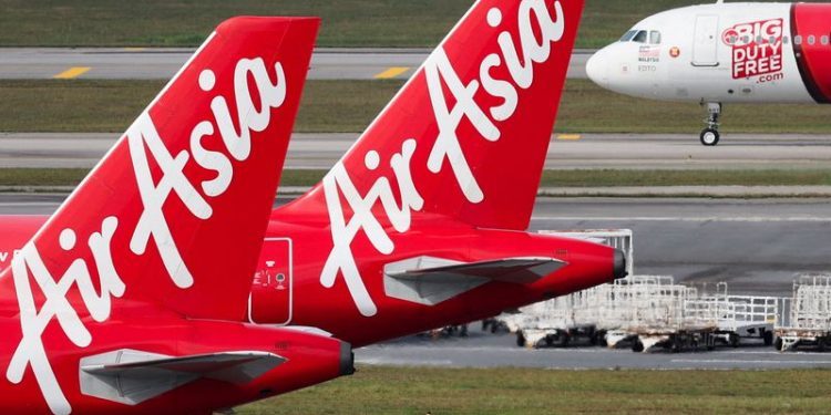 Shareholders approve buyout of AirAsia by long-haul associate